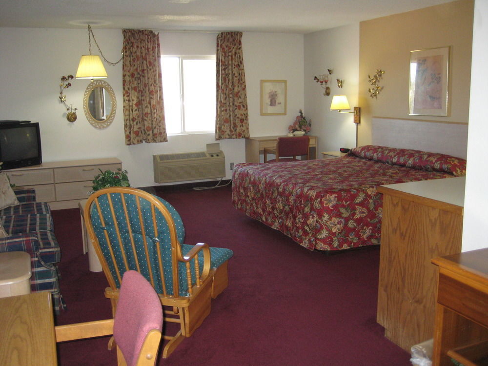 Lake Tree Inn & Suites Marion Eksteriør billede